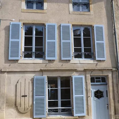 Petite Maison Dans Village De Caractere Vignory Exterior photo