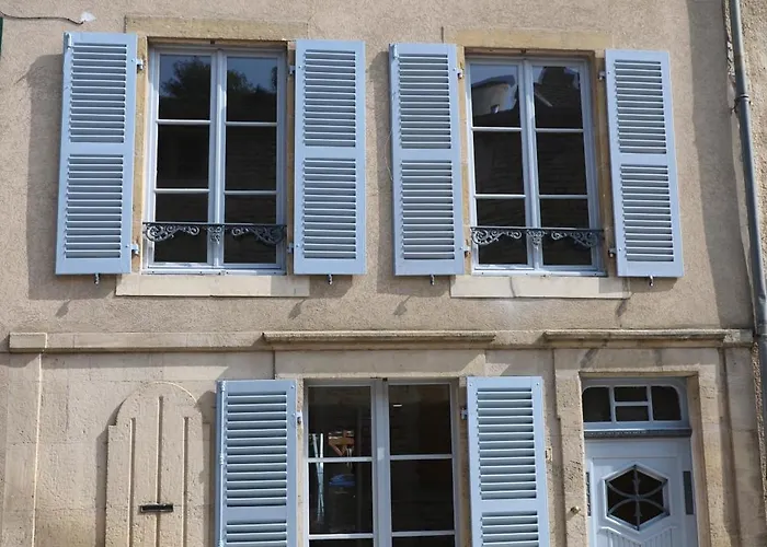 Petite Maison Dans Village De Caractere