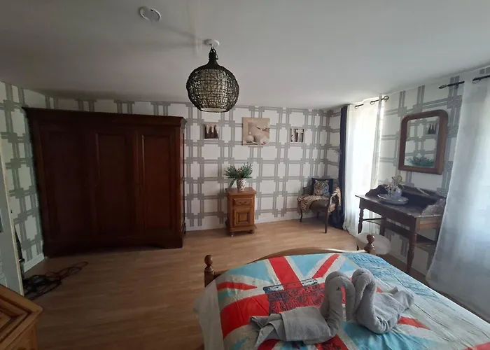 Petite Maison Dans Village De Caractere