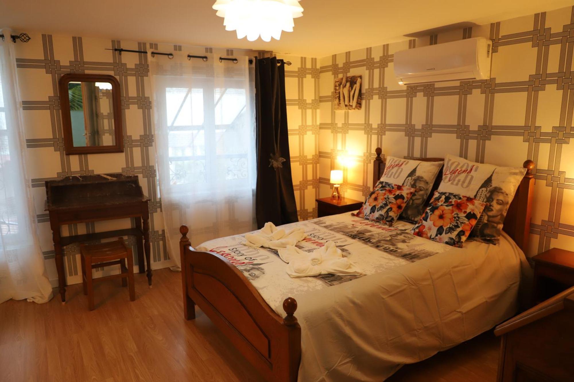 Petite Maison Dans Village De Caractere Holiday home *