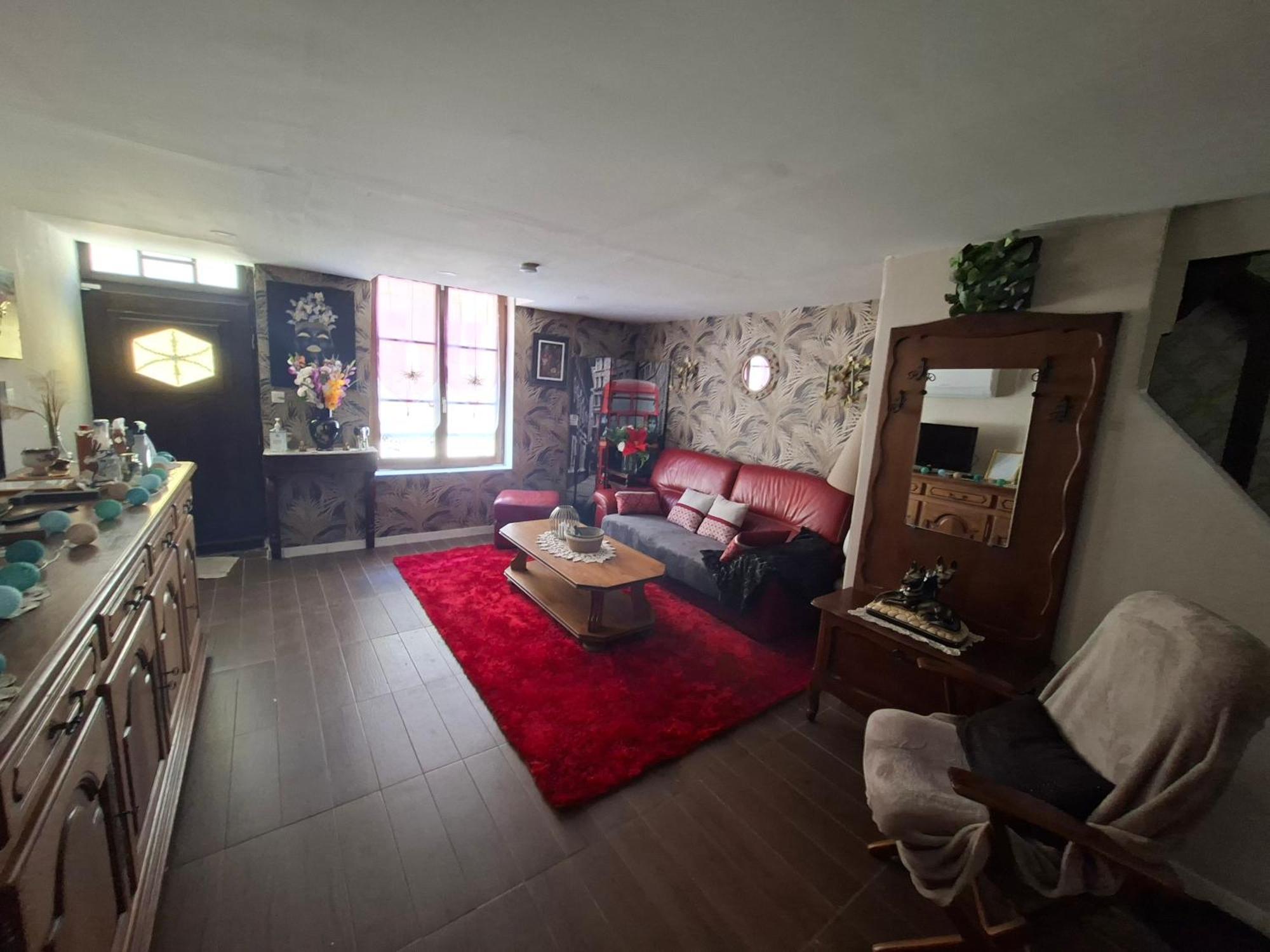 Petite Maison Dans Village De Caractere