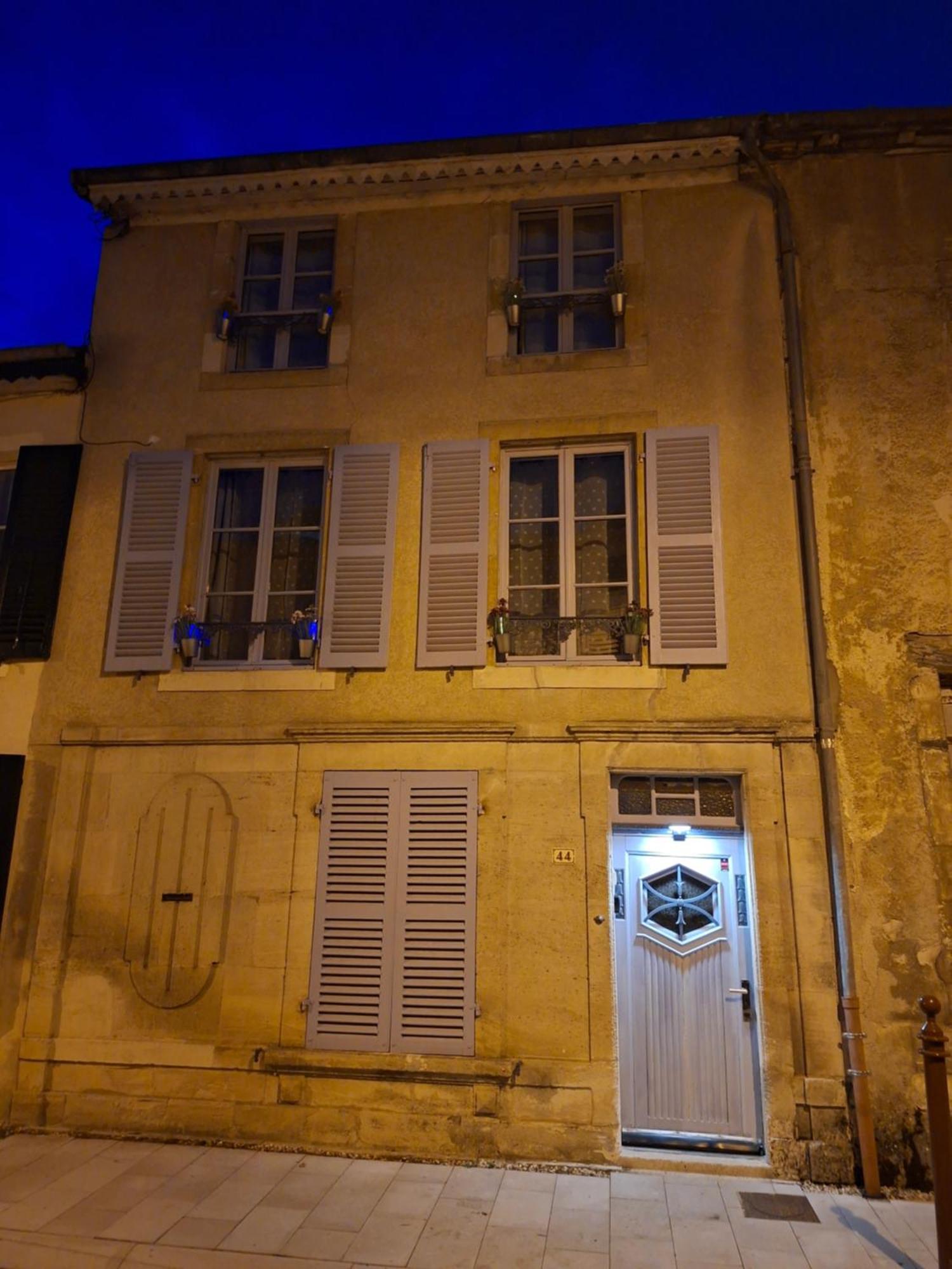 Holiday home Petite Maison Dans Village De Caractere